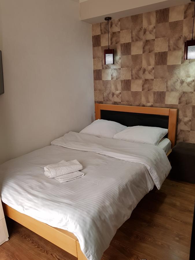 Sunny Tiflis Hotel Bagian luar foto